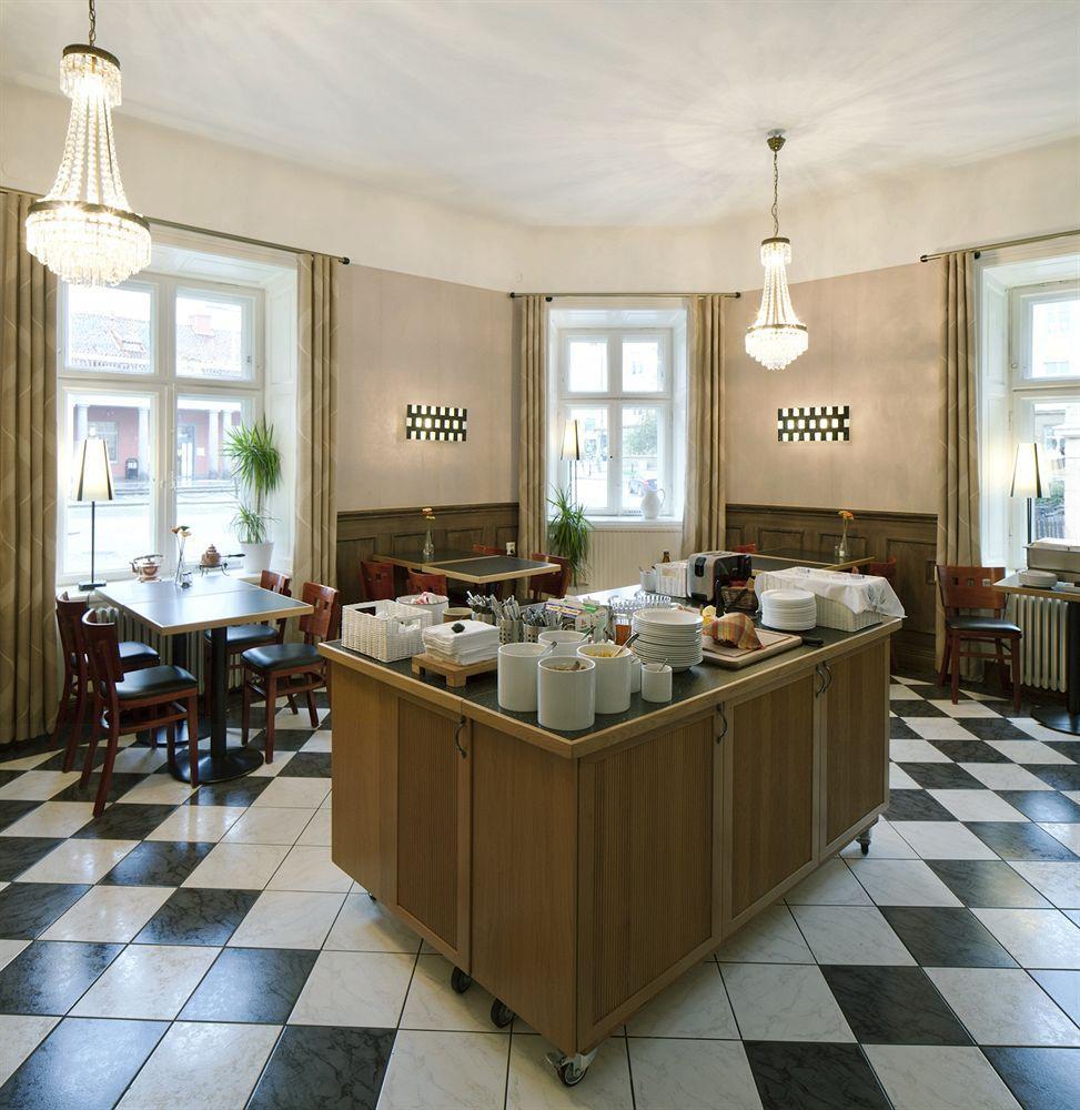 First Hotel City Ескільстуна Екстер'єр фото