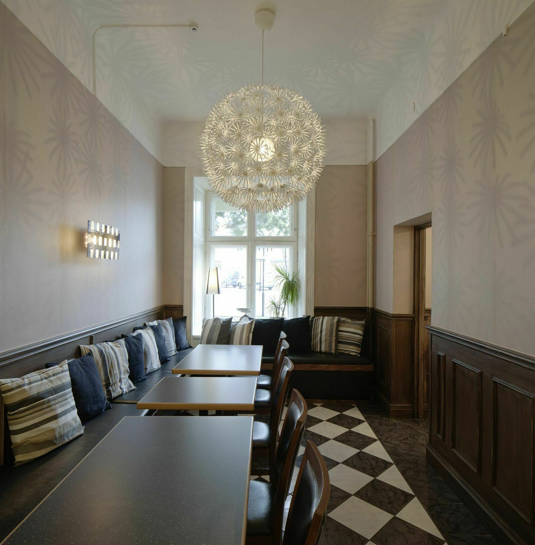 First Hotel City Ескільстуна Екстер'єр фото